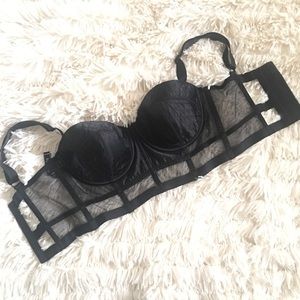 Victoria secret buster bra .